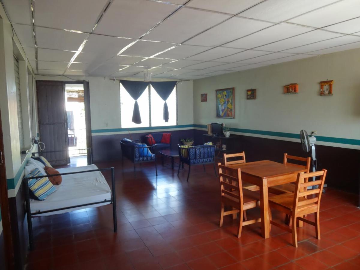 Harvest House Nicaragua Otel León Dış mekan fotoğraf