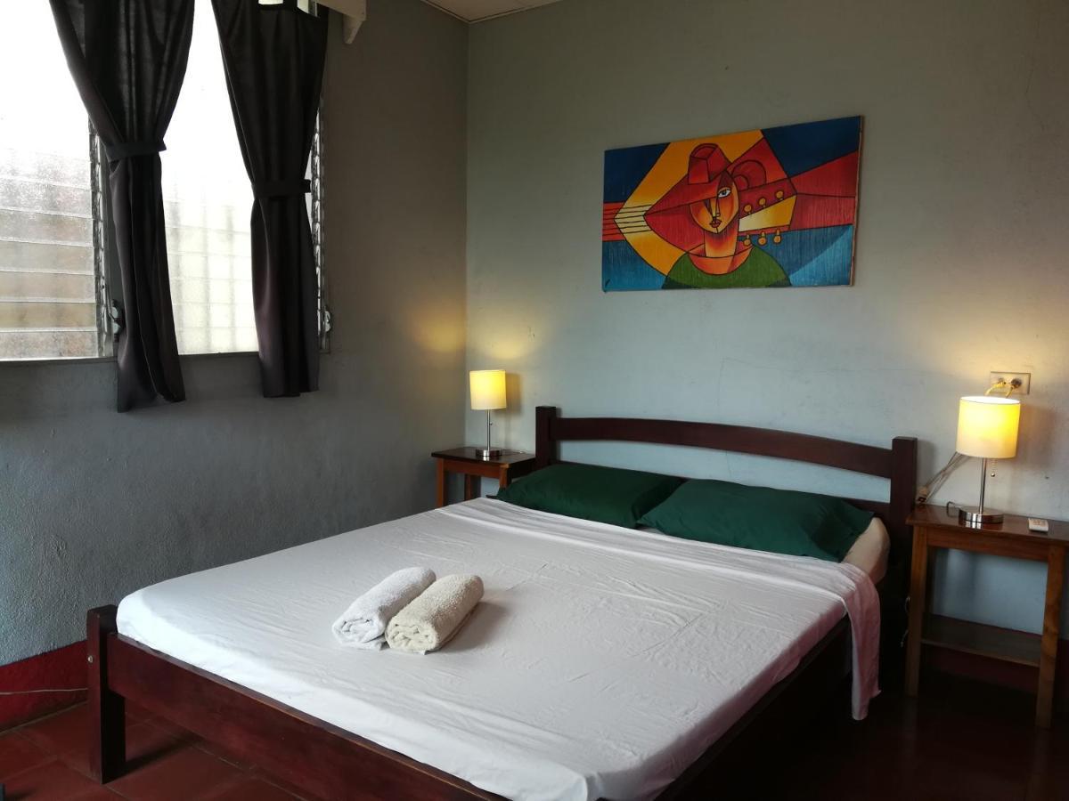 Harvest House Nicaragua Otel León Dış mekan fotoğraf